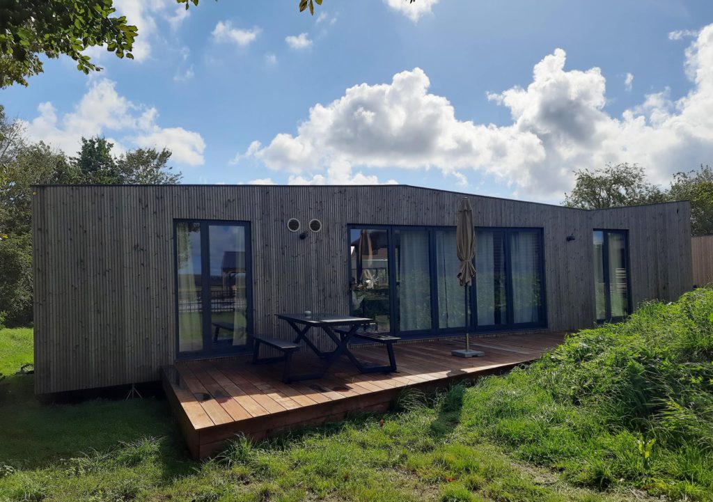 Stacaravan met eigen tuin